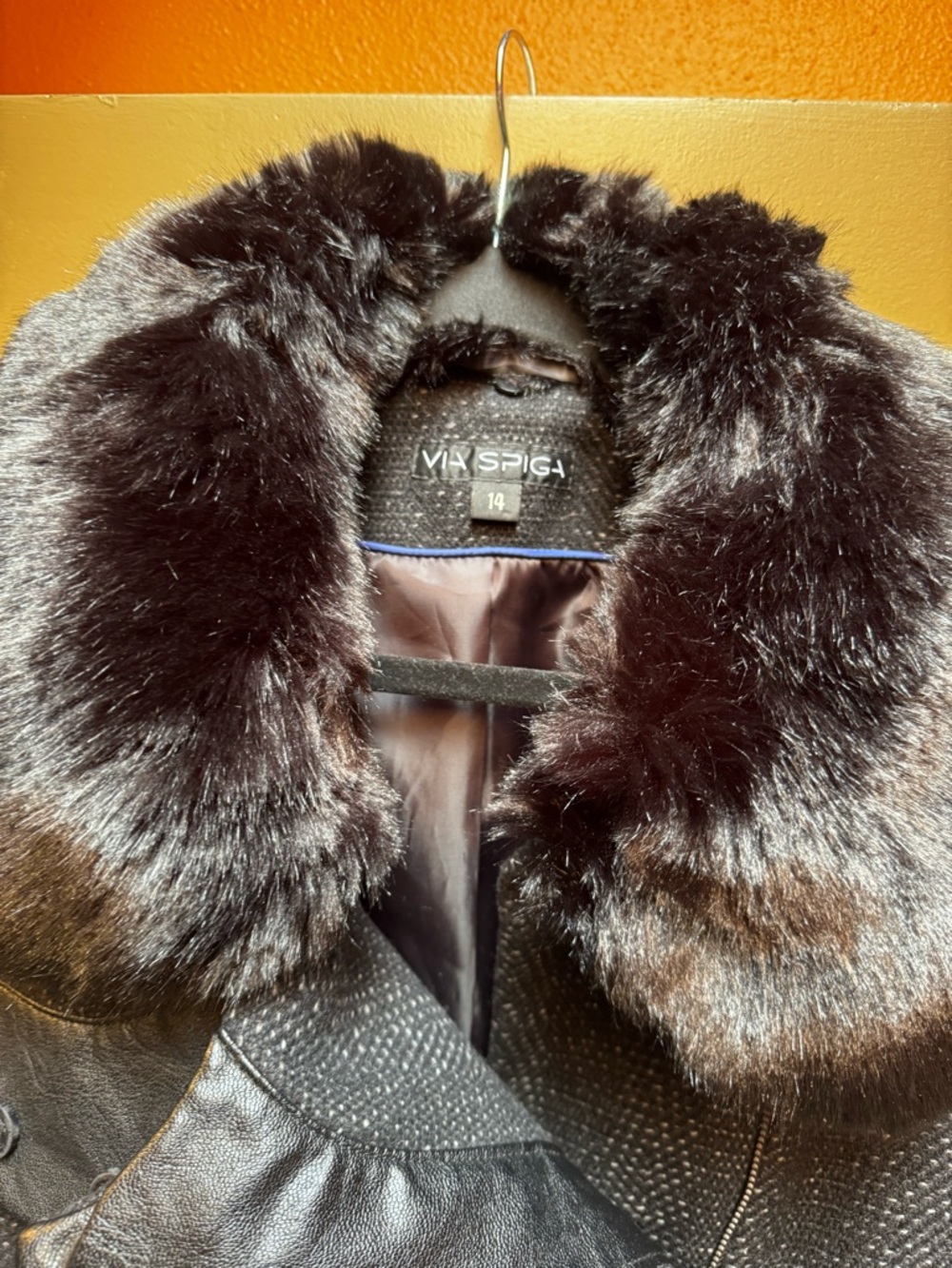 Via Spiga Black Wool-Blend Coat with Faux Fur Collar 14 - Picture 3 of 8
